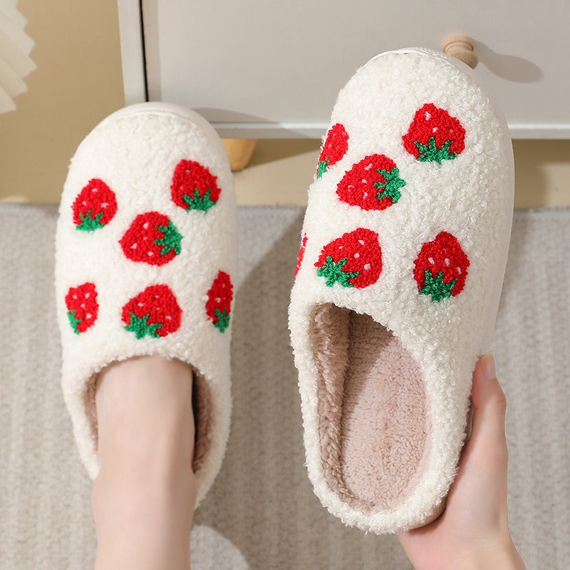 Comfortable home strawberry winter cotton slippers for men and women thick soled warm cotton slippers for couples